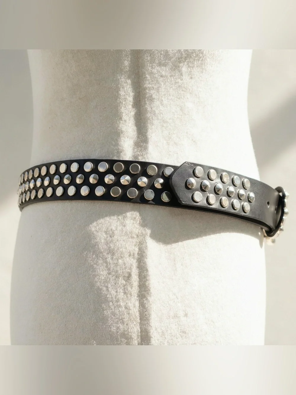 Y2k 2000s style Black leather belt with silver studs and buckle